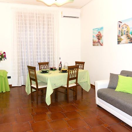 Neverending Sea Luxury Apartment in Salerno Center Buitenkant foto