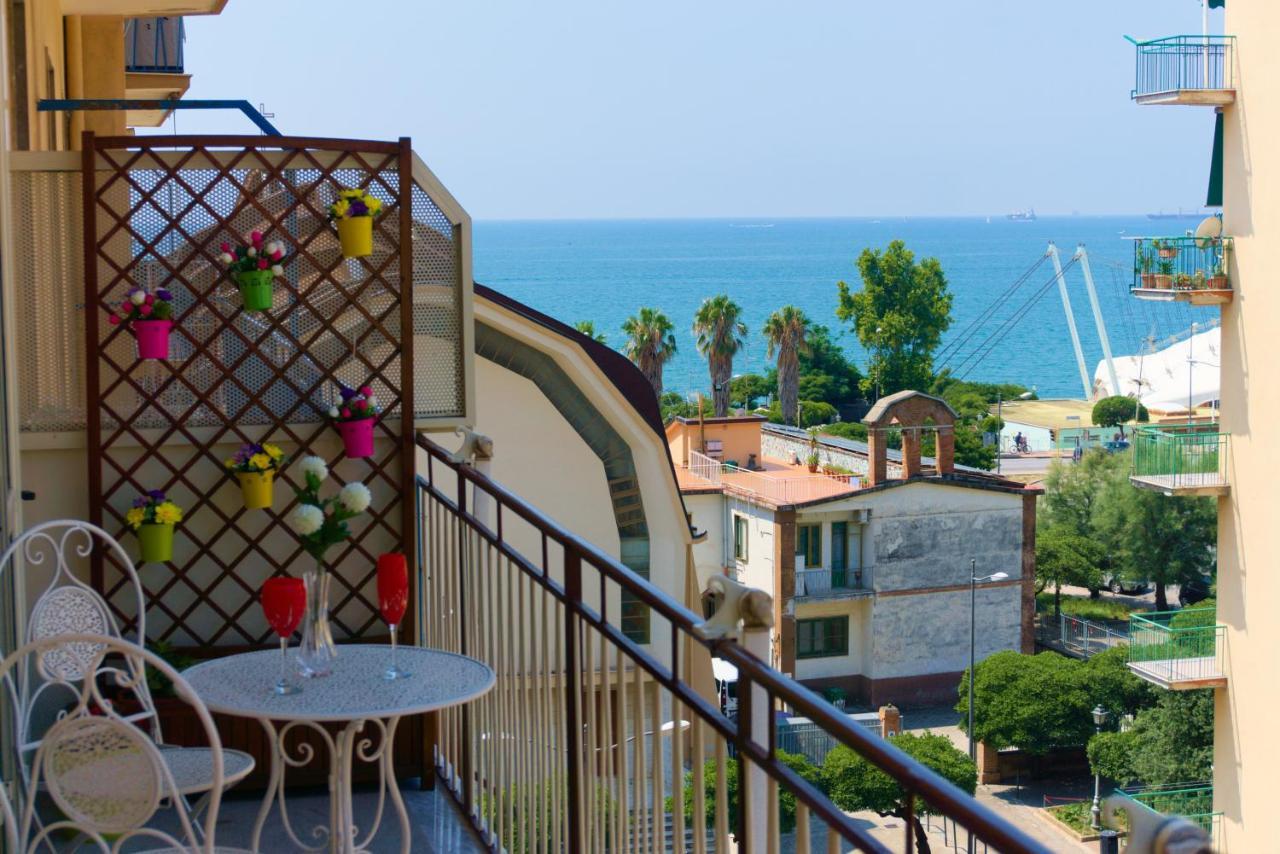 Neverending Sea Luxury Apartment in Salerno Center Buitenkant foto