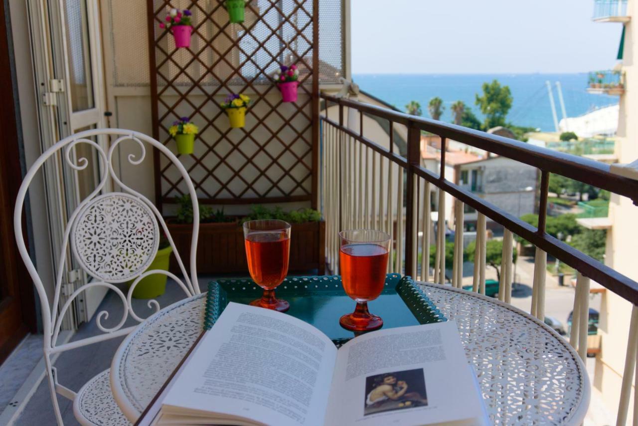 Neverending Sea Luxury Apartment in Salerno Center Buitenkant foto
